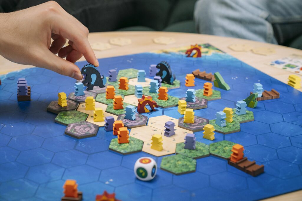 Tabuleiro mostrando a Ilha do jogo: Survive the Island